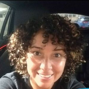 Meet your Posher, Lucy